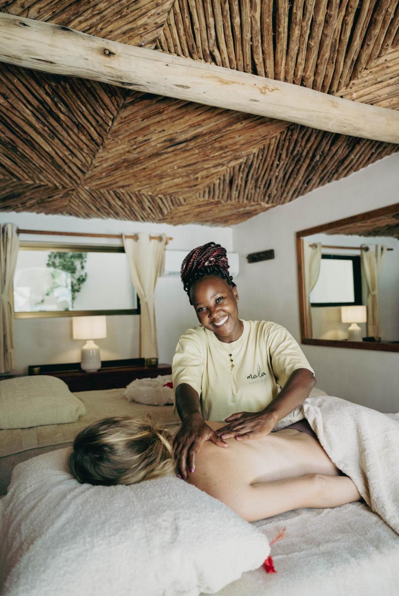 Mala Boutique Resort Bwejuu